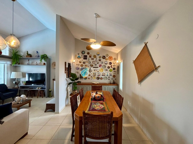 Casa no centro divisa com Atlântida: 8ª foto da galeria de imagens do imóvel