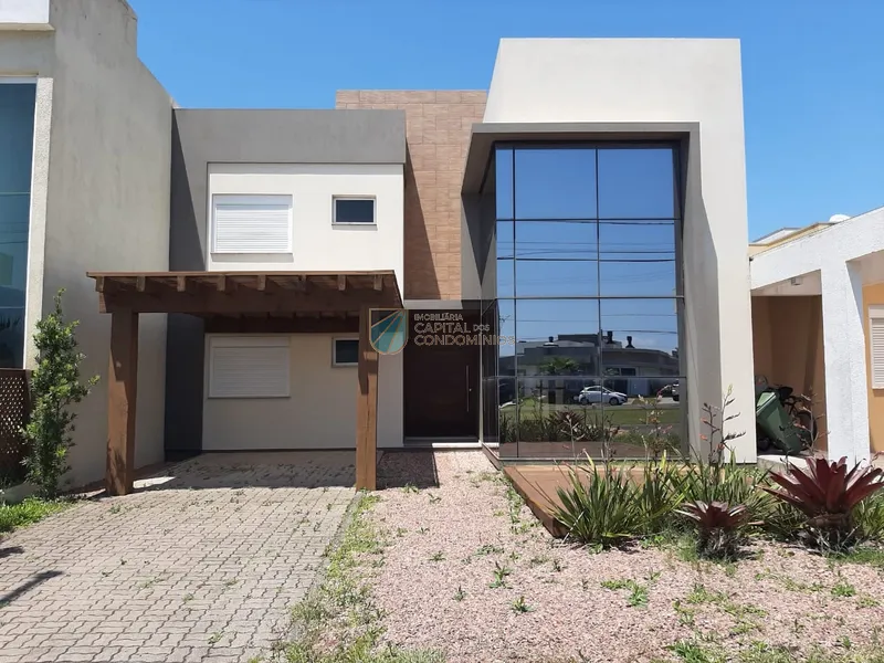 Excelente sobrado no condomínio Las Palmas, em Xangri-lá.