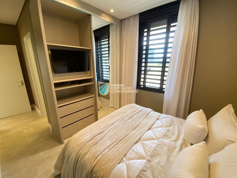 Lindo sobrado mobiliado e decorado com fundos para o lago: 28ª foto da galeria de imagens do imóvel