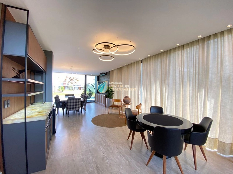 Lindo sobrado mobiliado e decorado com fundos para o lago: 4ª foto da galeria de imagens do imóvel