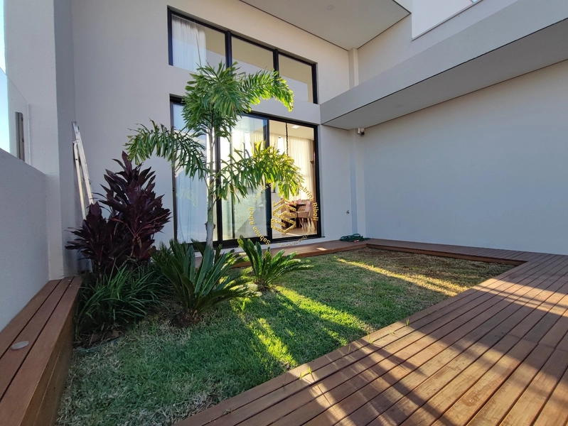 CASA Á VENDA COM 3 SUÍTES, AMBIENTES INTEGRADOS, NATURAL.: 17ª foto da galeria de imagens do imóvel