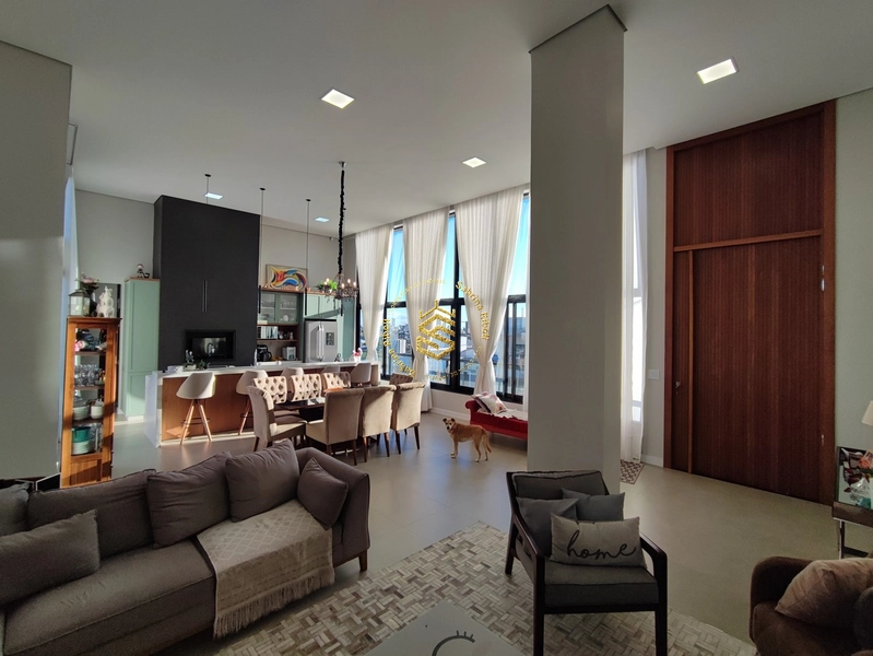 CASA Á VENDA COM 3 SUÍTES, AMBIENTES INTEGRADOS, NATURAL.: 8ª foto da galeria de imagens do imóvel
