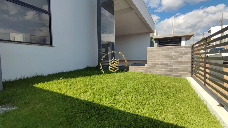 Casa nova moderna à venda uma suíte + dois dormitórios.: 4ª foto da galeria de imagens do imóvel