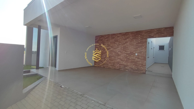 Casa nova moderna à venda uma suíte + dois dormitórios.: 2ª foto da galeria de imagens do imóvel