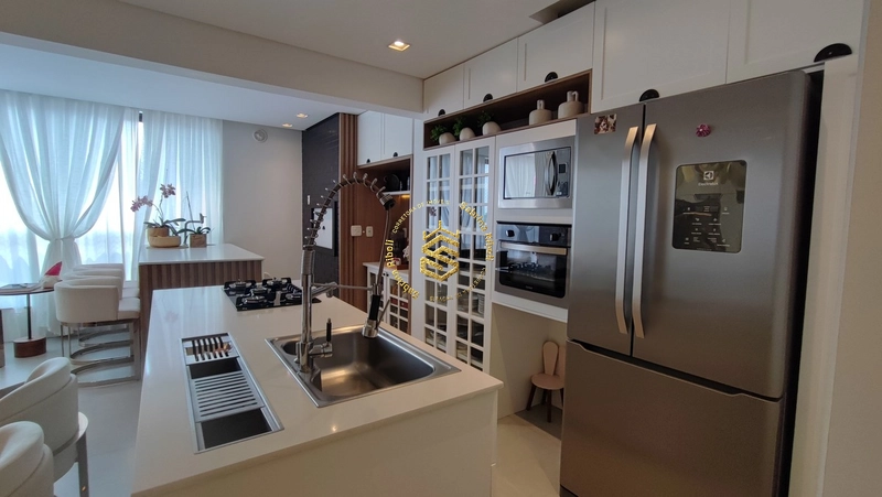 Apartamento totalmente mobiliado e decorado 1 suíte +2 dorm no centro.: 9ª foto da galeria de imagens do imóvel
