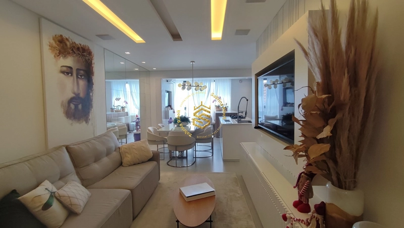 Apartamento totalmente mobiliado e decorado 1 suíte +2 dorm no centro.: 1ª foto da galeria de imagens do imóvel