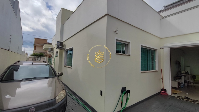 Casa à venda no Bairro Paraiso: 2ª foto da galeria de imagens do imóvel