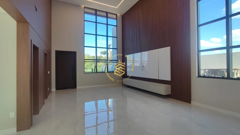 CASA COM 03 SUÍTES, 4 VAGAS DE GARRAGEM.: 6ª foto da galeria de imagens do imóvel