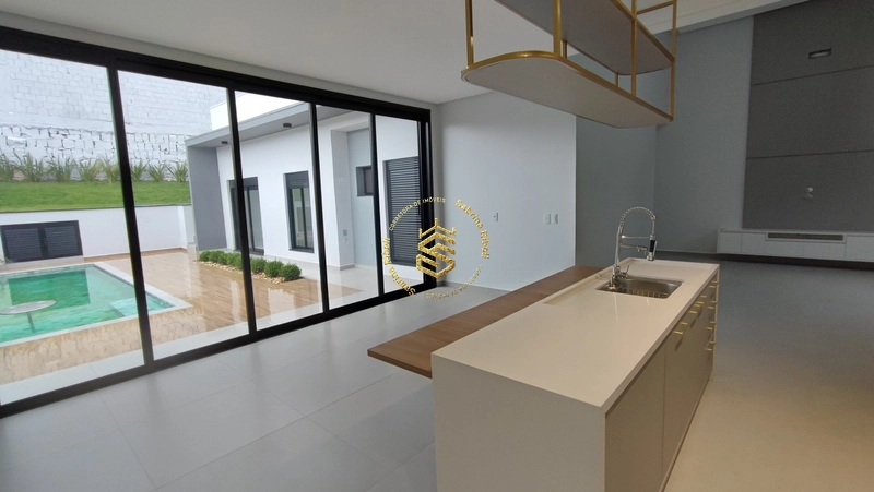 CASA SEMI MOBILIADA: 2ª foto da galeria de imagens do imóvel