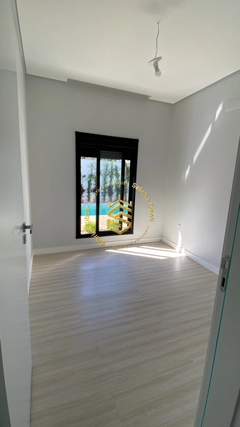CASA SEMI MOBILIADA: 11ª foto da galeria de imagens do imóvel