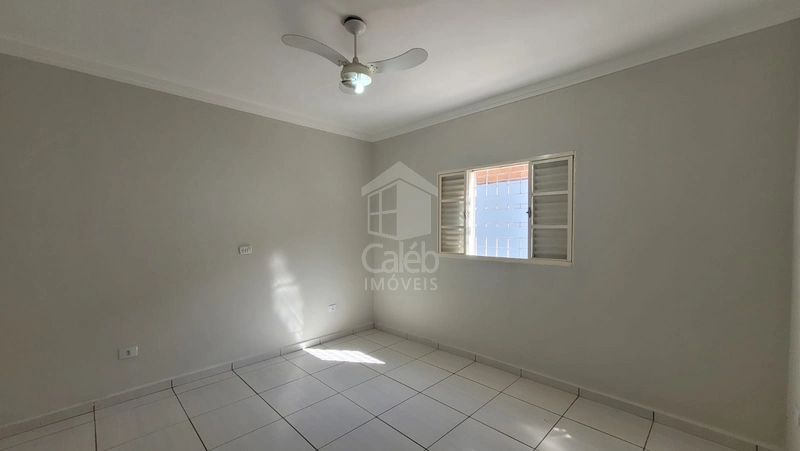Vende-se Residencia Bairro Alcides Matiuzzi, Marília-SP: 7ª foto da galeria de imagens do imóvel