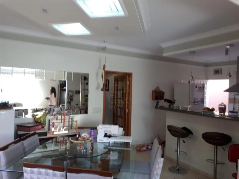 Ref. CA0362 Vende-se Residencia no Bairro Altos da Cidade - Marília/SP.: 8ª foto da galeria de imagens do imóvel