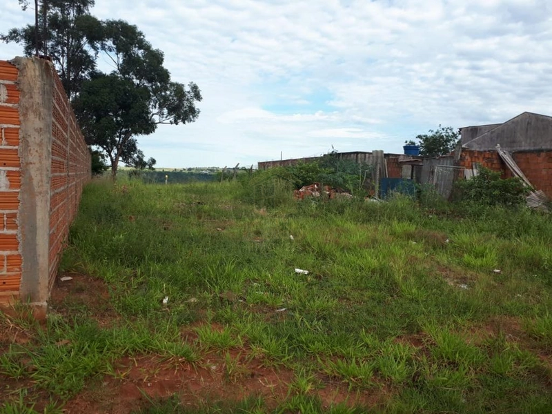 Ref. TE0098 Vende-se Terreno no Bairro Pq. dos Ipês - Marília/SP.: 1ª foto da galeria de imagens do imóvel