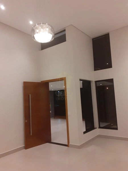 Casa à Venda No Condomínio Villa Flora II Aquarius em Marília-SP: 5ª foto da galeria de imagens do imóvel