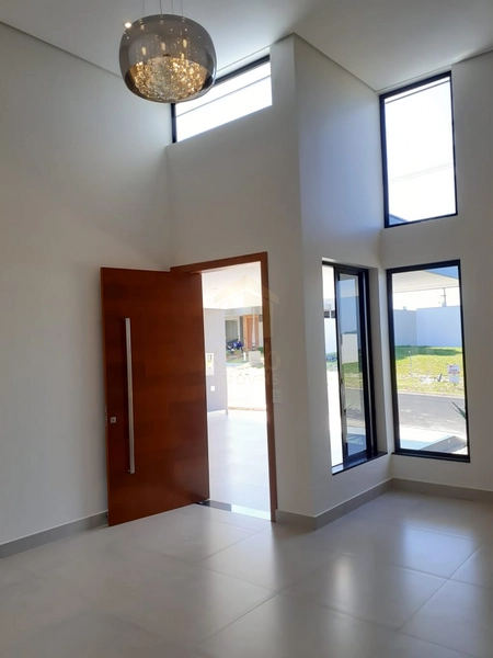 Casa à Venda No Condomínio Villa Flora II Aquarius em Marília-SP: 3ª foto da galeria de imagens do imóvel