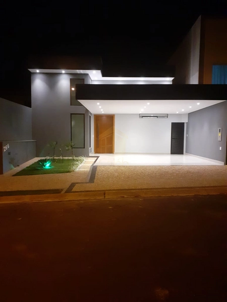 Casa à Venda No Condomínio Villa Flora II Aquarius em Marília-SP: 1ª foto da galeria de imagens do imóvel