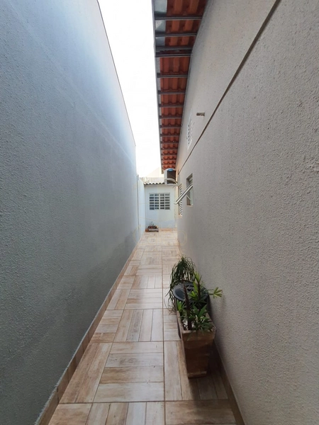 Vende-se Casa no Bairro Firenze em Marília-SP: 18ª foto da galeria de imagens do imóvel