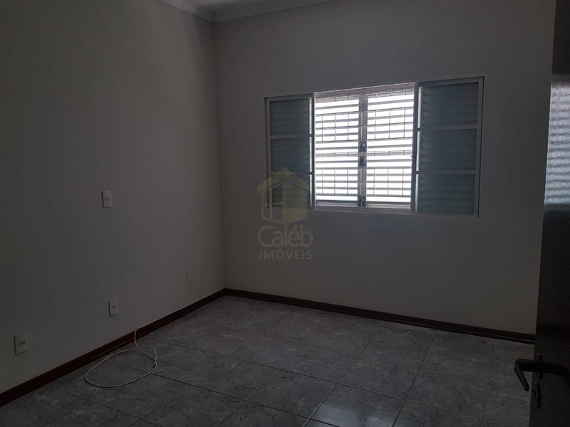 Vende-se Casa no Jardim Europa em Marília-SP.: 8ª foto da galeria de imagens do imóvel