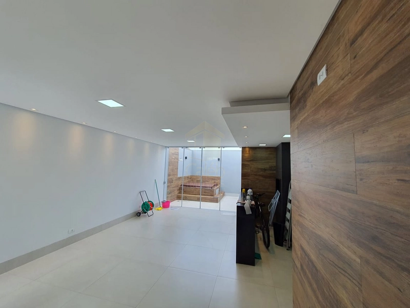 Vende-se Casa no Condomínio Recanto das Esmeraldas em Marília-SP.: 7ª foto da galeria de imagens do imóvel