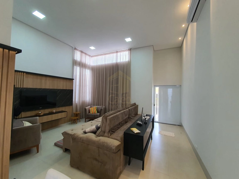 Vende-se Casa no Condomínio Recanto das Esmeraldas em Marília-SP.: 4ª foto da galeria de imagens do imóvel