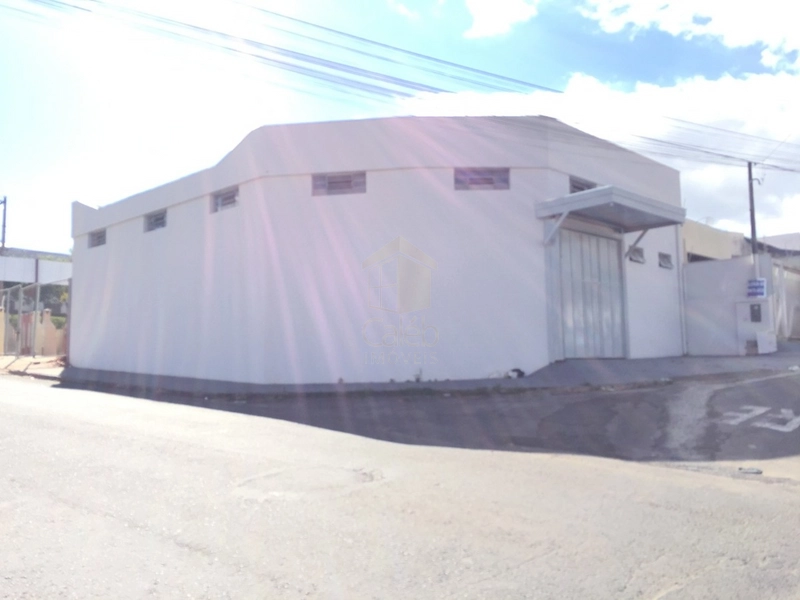 Vende-se Barracão no Bairro Sasazaki em Marília-SP.: 2ª foto da galeria de imagens do imóvel