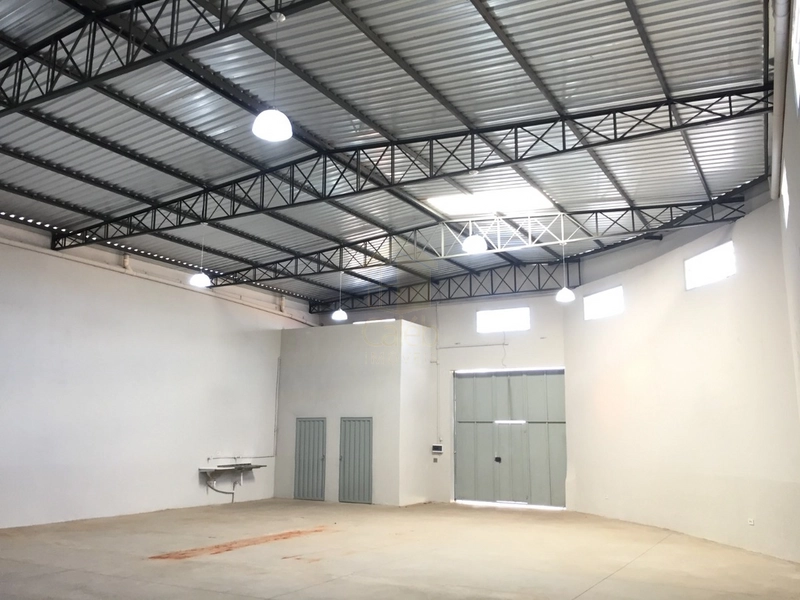 Vende-se Barracão no Bairro Sasazaki em Marília-SP.: 4ª foto da galeria de imagens do imóvel