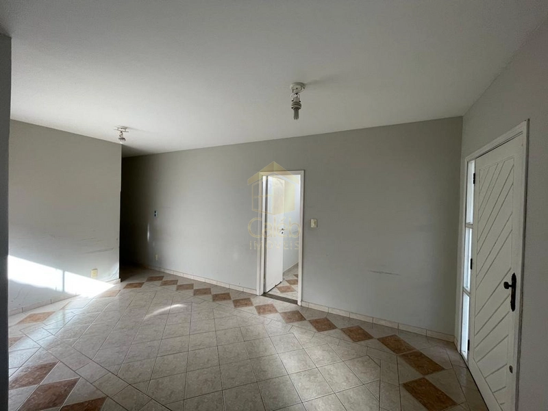 Casa à venda no Bairro Salgado Filho em Marília-SP: 12ª foto da galeria de imagens do imóvel