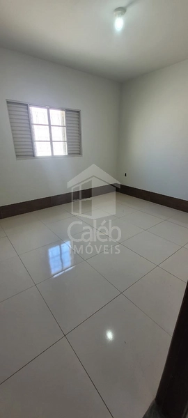 Casa à venda com 3 dormitórios no Jardim Ohara em Marília-SP: 8ª foto da galeria de imagens do imóvel