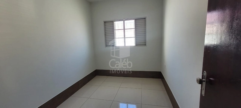 Casa à venda com 3 dormitórios no Jardim Ohara em Marília-SP: 9ª foto da galeria de imagens do imóvel