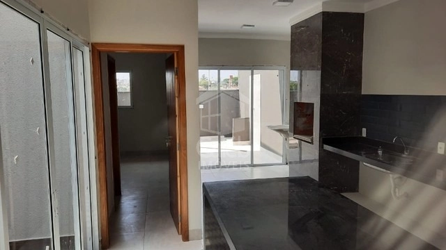 Casa a Venda no Bairro Palmital em Marília-SP.: 4ª foto da galeria de imagens do imóvel