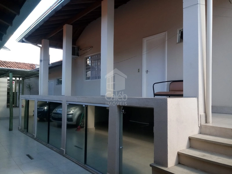Casa a Venda no Bairro Parati em Marília-SP.: 3ª foto da galeria de imagens do imóvel