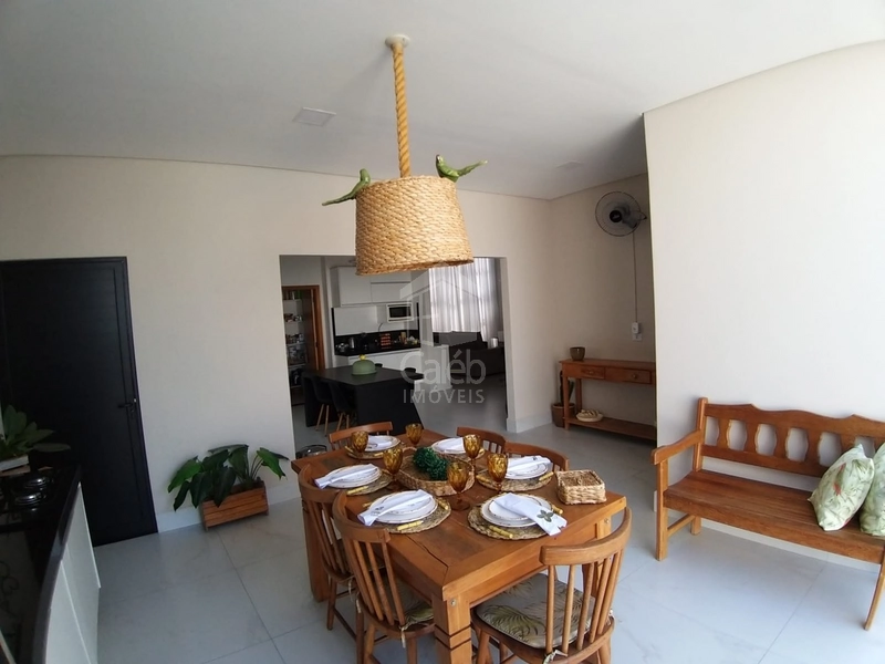 Casa a Venda no Condomínio Recanto das Esmeraldas II em Marília-SP.: 7ª foto da galeria de imagens do imóvel