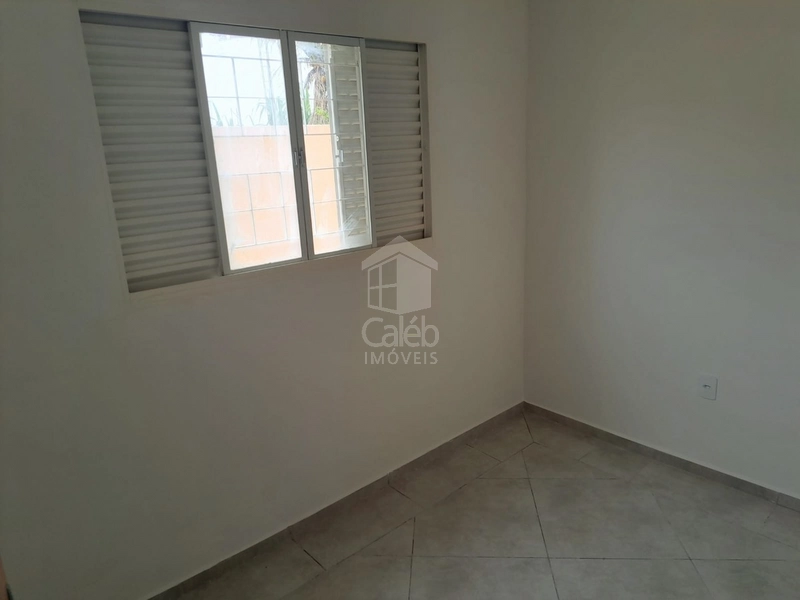 Casa a Venda no Bairro Francisco de Abreu Fernandes em Marília-SP.: 7ª foto da galeria de imagens do imóvel