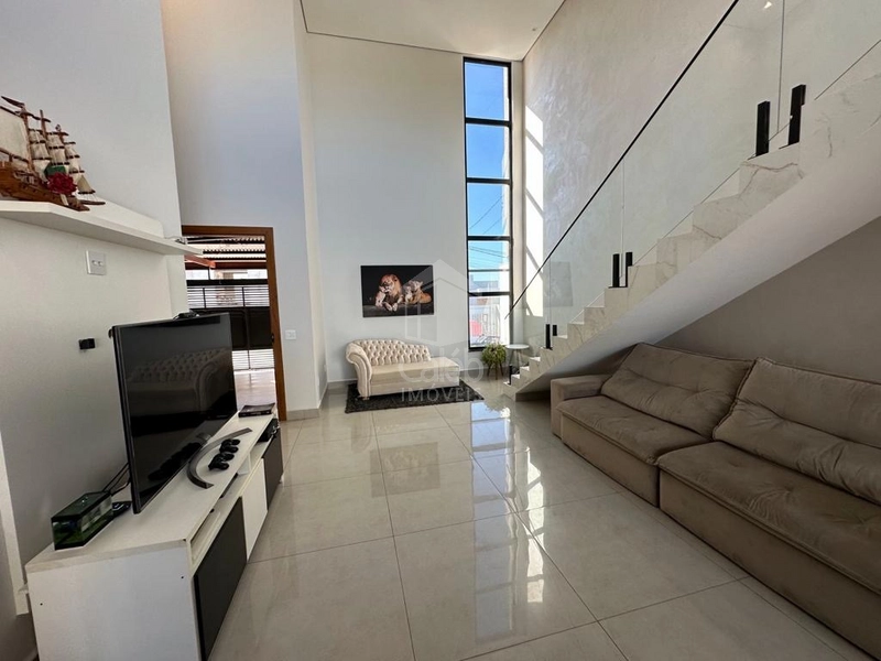 Casa a venda no Jardim Florença com 3 suítes e piscina em Marília-SP: 23ª foto da galeria de imagens do imóvel