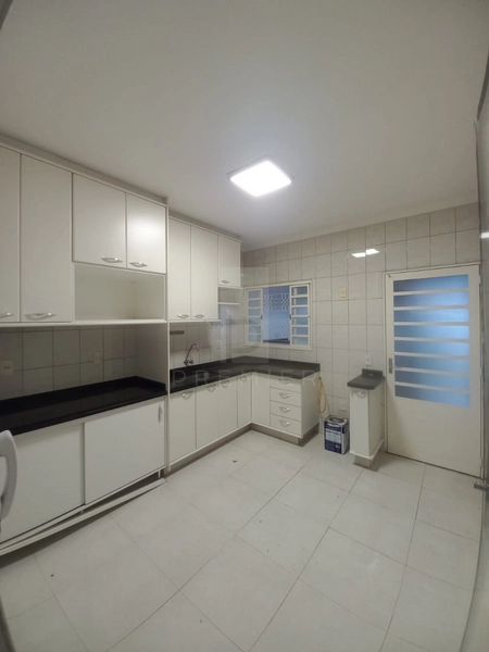 Casa c/ 3 dormitórios s/ 1 suíte no Bairro Santa Tereza em Marília-SP: 7ª foto da galeria de imagens do imóvel