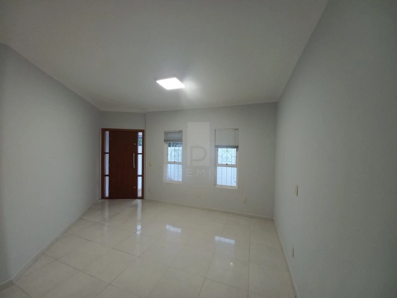 Casa c/ 3 dormitórios s/ 1 suíte no Bairro Santa Tereza em Marília-SP: 19ª foto da galeria de imagens do imóvel