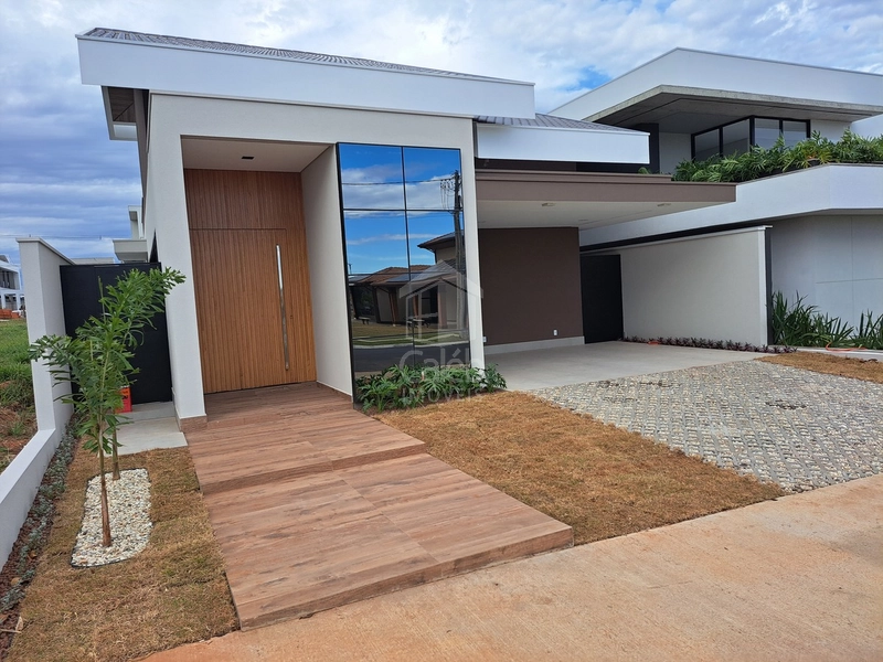 Casa no cond. Terras da Fazenda 3 suítes e piscina-Marília-SP: 1ª foto da galeria de imagens do imóvel