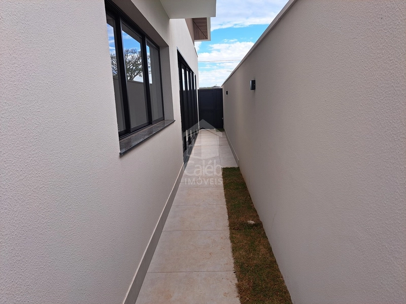 Casa no cond. Terras da Fazenda 3 suítes e piscina-Marília-SP: 13ª foto da galeria de imagens do imóvel