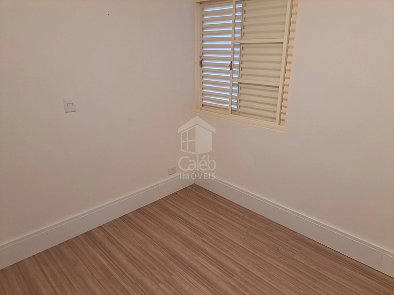 Vende-se Apartamento no Edifício Andréia em Marília-SP.: 9ª foto da galeria de imagens do imóvel