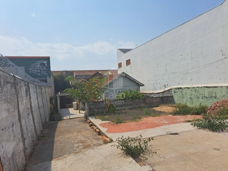 Terreno à Venda no Bairro Palmital: 2ª foto da galeria de imagens do imóvel