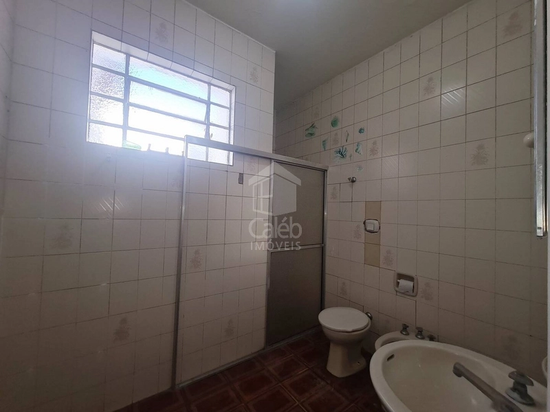 Casa a Venda no Bairro Lorenzetti em Marília-SP.: 5ª foto da galeria de imagens do imóvel