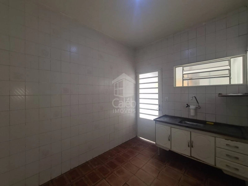 Casa a Venda no Bairro Lorenzetti em Marília-SP.: 12ª foto da galeria de imagens do imóvel