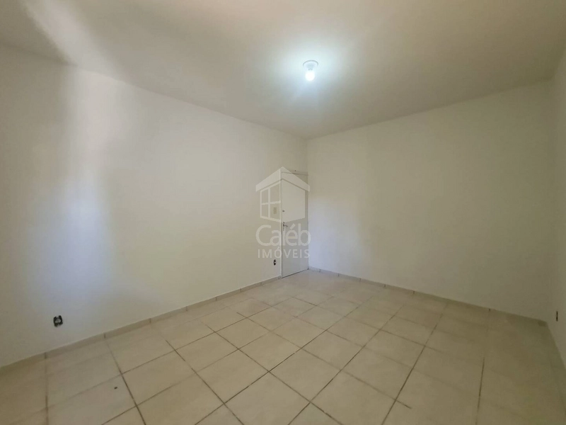 Casa a Venda no Bairro Lorenzetti em Marília-SP.: 9ª foto da galeria de imagens do imóvel