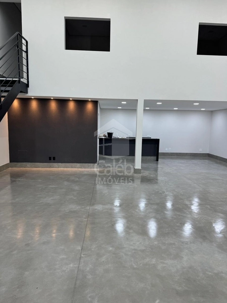Vende-se Barracão no Bairro Bassan em Marília-SP.: 3ª foto da galeria de imagens do imóvel