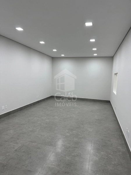 Vende-se Barracão no Bairro Bassan em Marília-SP.: 6ª foto da galeria de imagens do imóvel