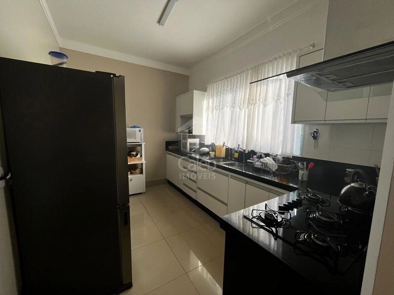 Casa a Venda com 3 quartos no Cond. Costa do Ipê em Marília-SP.: 13ª foto da galeria de imagens do imóvel