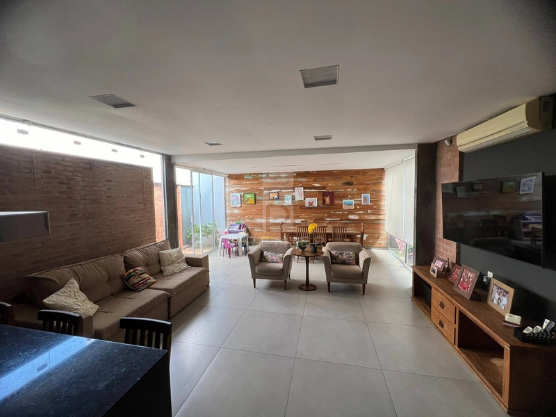 Casa a Venda com 3 quartos no Cond. Villaggio Esmeralda em Marília-SP.: 2ª foto da galeria de imagens do imóvel