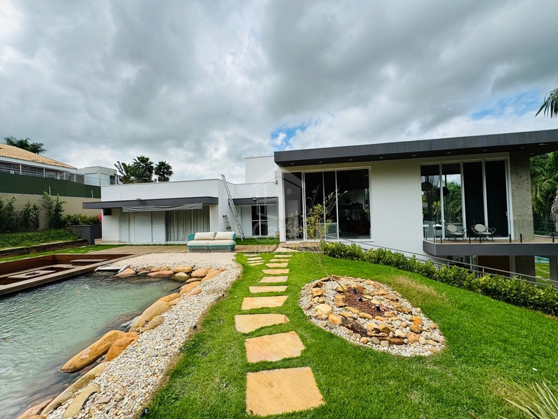 Mansão de luxo com 4 suítes, piscina e lago condomínio Green Valley: 94ª foto da galeria de imagens do imóvel