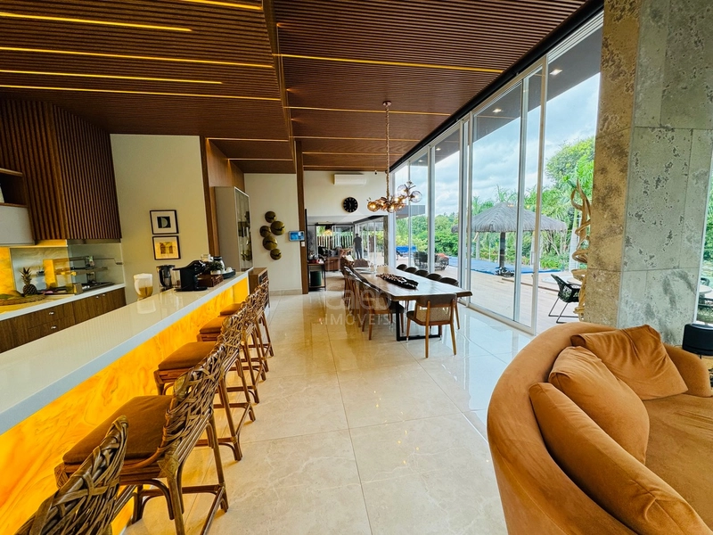 Mansão de luxo com 4 suítes, piscina e lago condomínio Green Valley: 13ª foto da galeria de imagens do imóvel