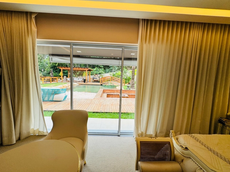 Mansão de luxo com 4 suítes, piscina e lago condomínio Green Valley: 72ª foto da galeria de imagens do imóvel